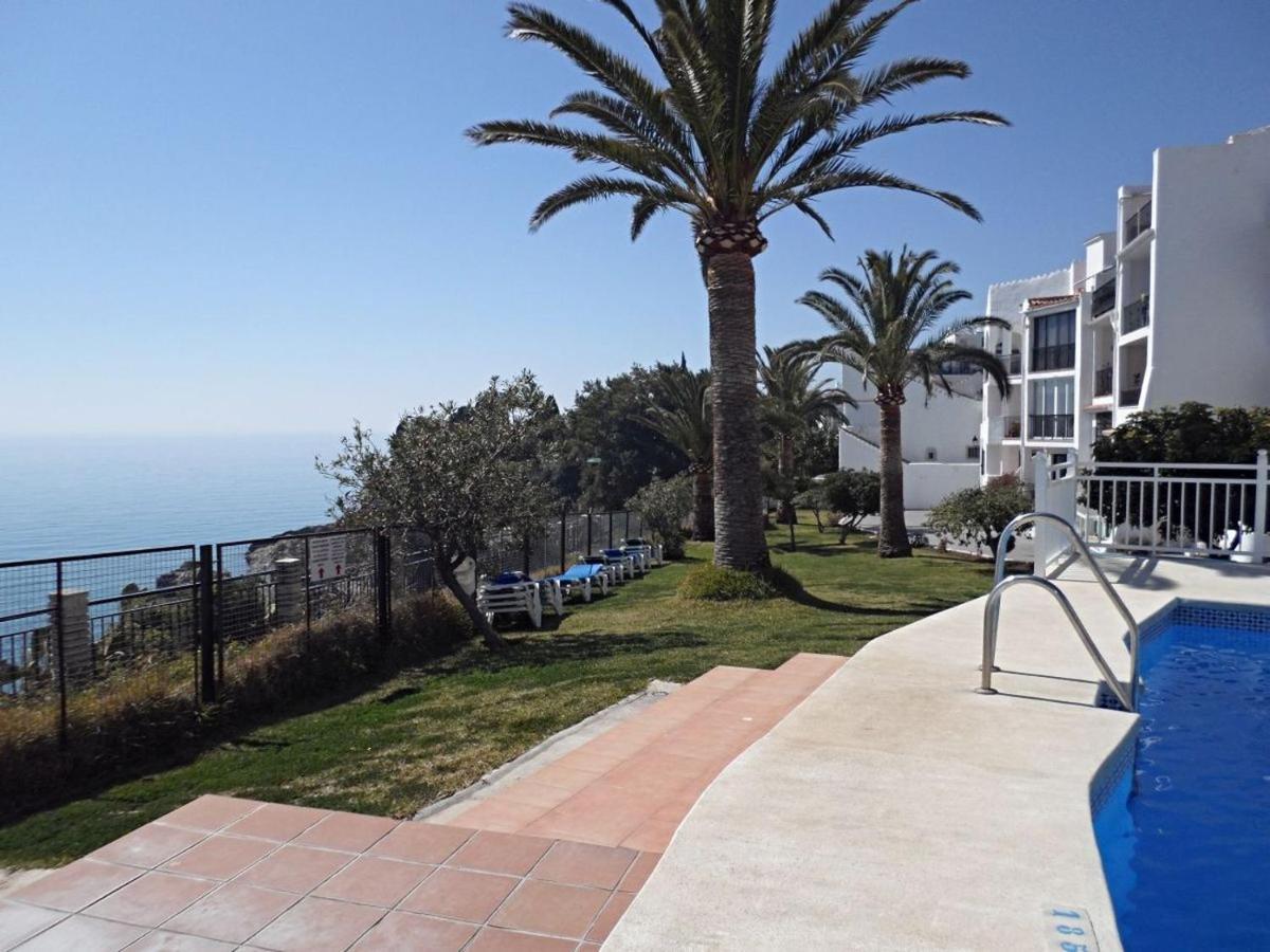Tuhillo 1I Menyber Apartment Nerja Luaran gambar